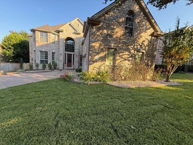 Gallery photos for Transform Your Outdoor Space with Elegant Landscaping: Image #3